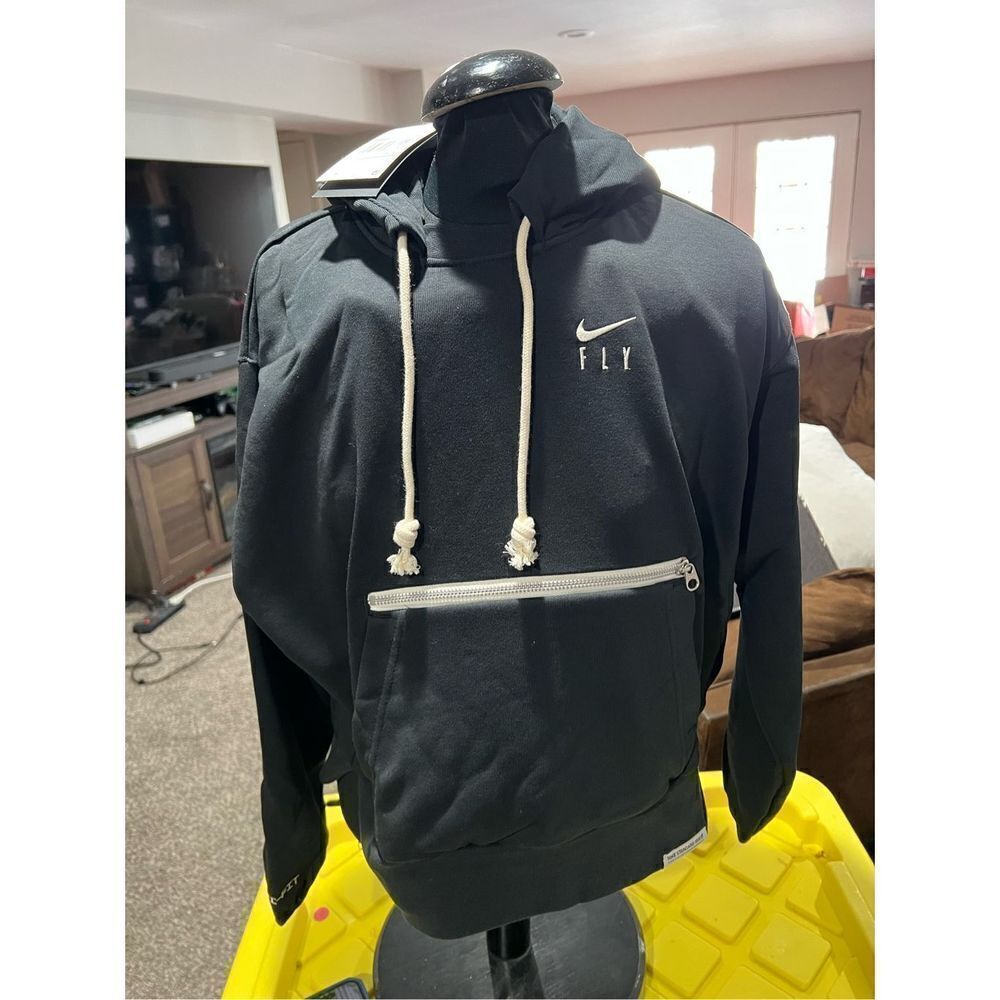 Nike Women's Dri-FIT Swoosh Fly Issue Pullover Basketball Hoodie in black XSmall - Picture 2 of 6